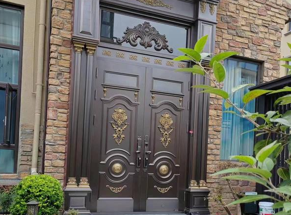 内蒙古铜门的新中式别墅铜门怎么样，什么是铜门？铜门的优点